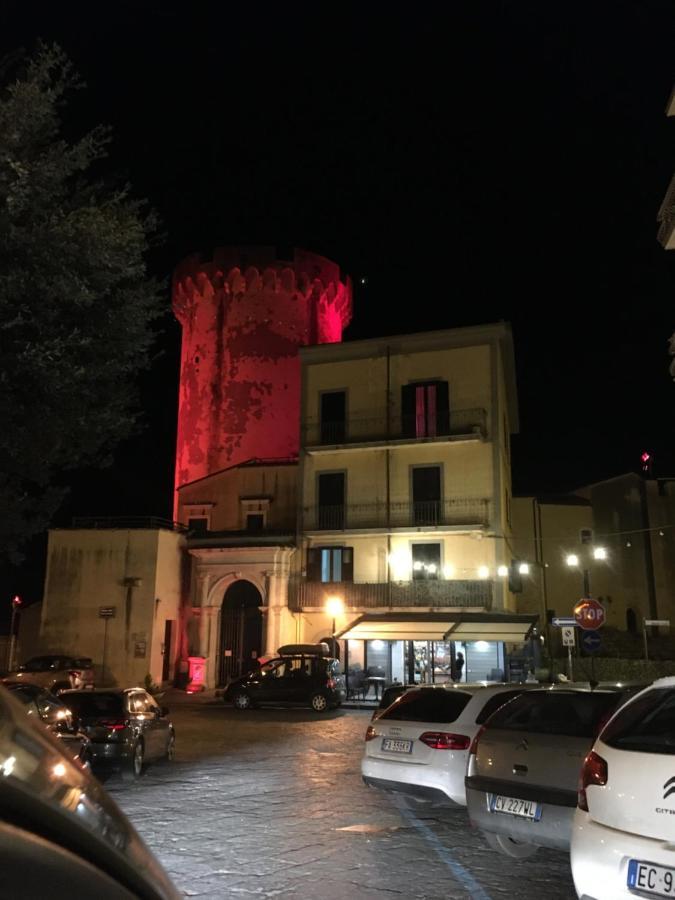Casa Vacanze Torre Di Mola Формия Екстериор снимка